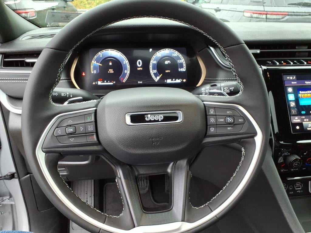 2025 Jeep Grand Cherokee GRAND CHEROKEE LAREDO X 4X4