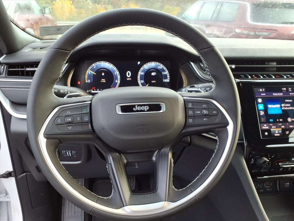 2025 Jeep Grand Cherokee GRAND CHEROKEE ALTITUDE 4X4