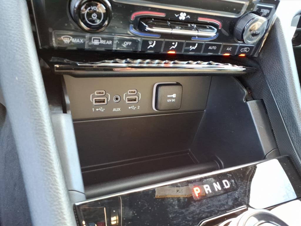 2025 Jeep Grand Cherokee GRAND CHEROKEE LAREDO 4X4