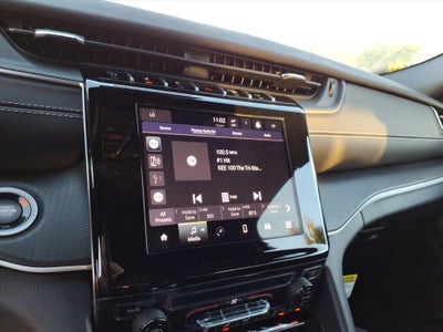 2025 Jeep Grand Cherokee GRAND CHEROKEE LAREDO 4X4