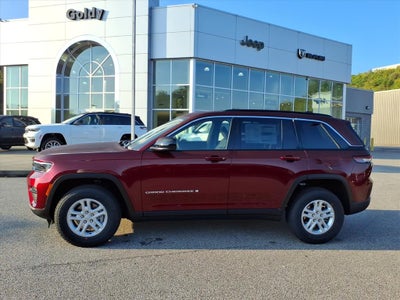 2025 Jeep Grand Cherokee GRAND CHEROKEE LAREDO 4X4