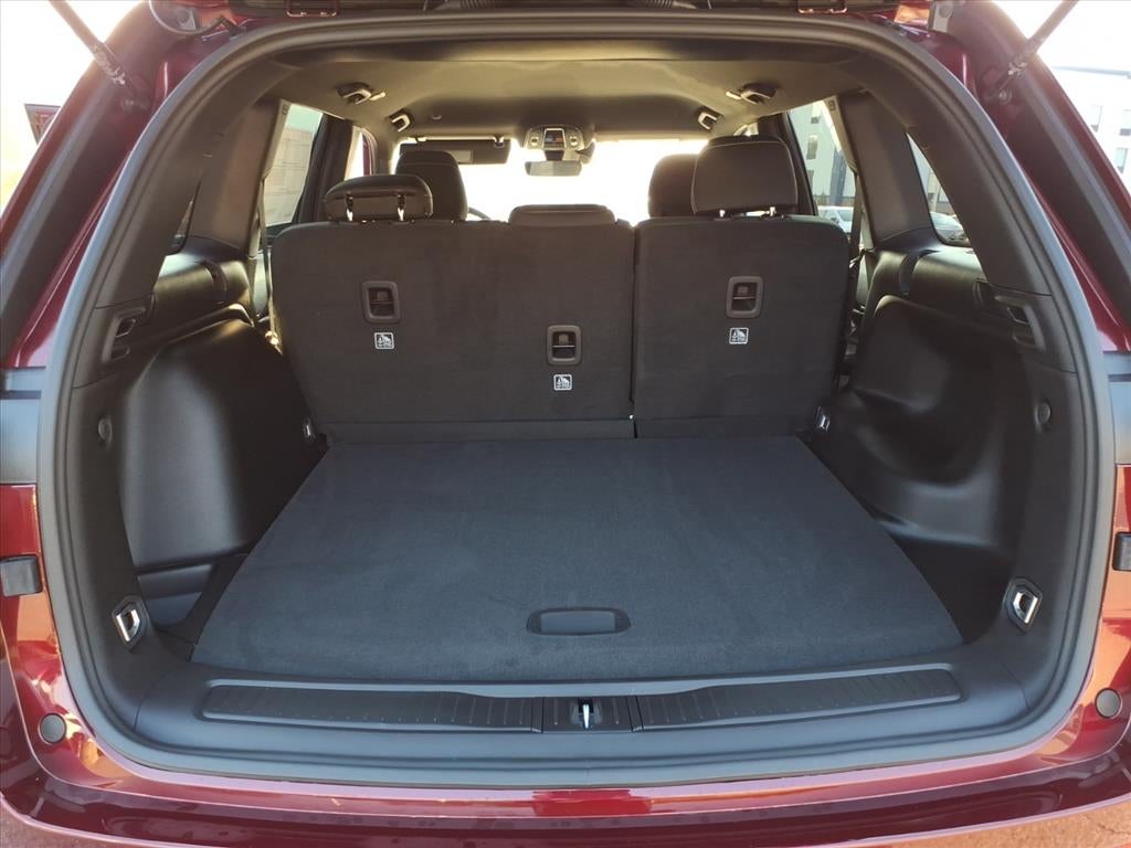 2025 Jeep Grand Cherokee GRAND CHEROKEE LAREDO 4X4