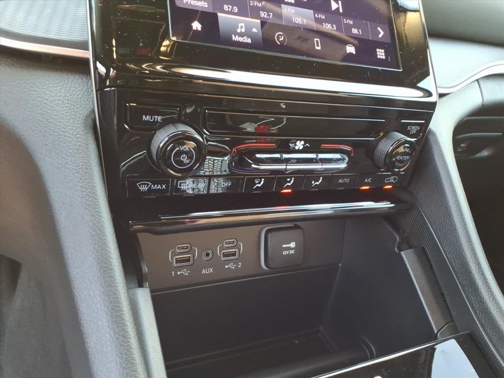 2025 Jeep Grand Cherokee GRAND CHEROKEE LAREDO 4X4