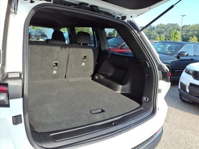 2025 Jeep Grand Cherokee GRAND CHEROKEE LAREDO 4X4