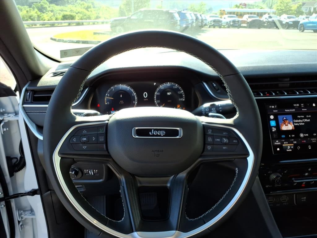 2026 Jeep Grand Cherokee GRAND CHEROKEE LAREDO X 4X4