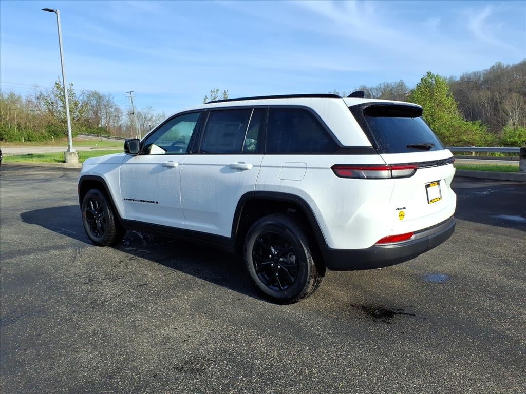 2026 Jeep Grand Cherokee GRAND CHEROKEE LAREDO ALTITUDE 4X4