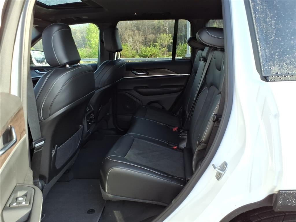 2026 Jeep Grand Cherokee GRAND CHEROKEE LAREDO ALTITUDE 4X4