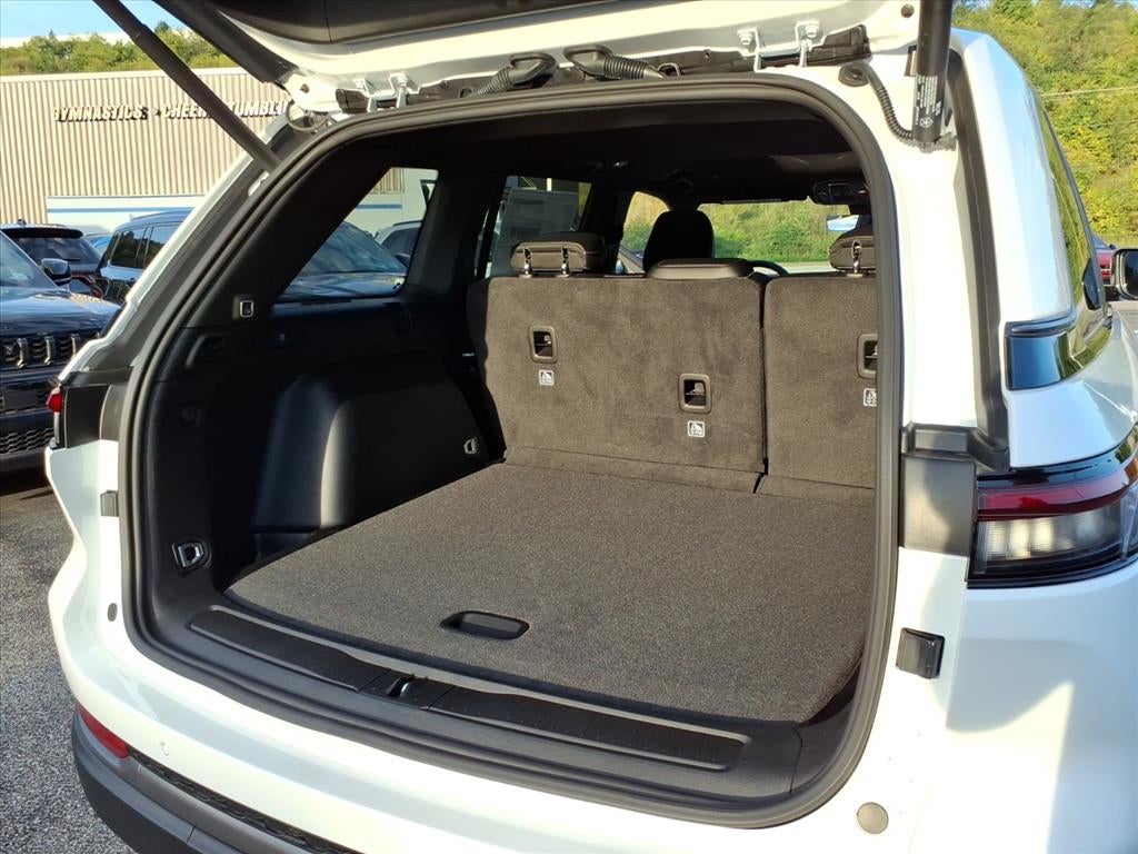 2027 Jeep Grand Cherokee GRAND CHEROKEE LAREDO ALTITUDE 4X4