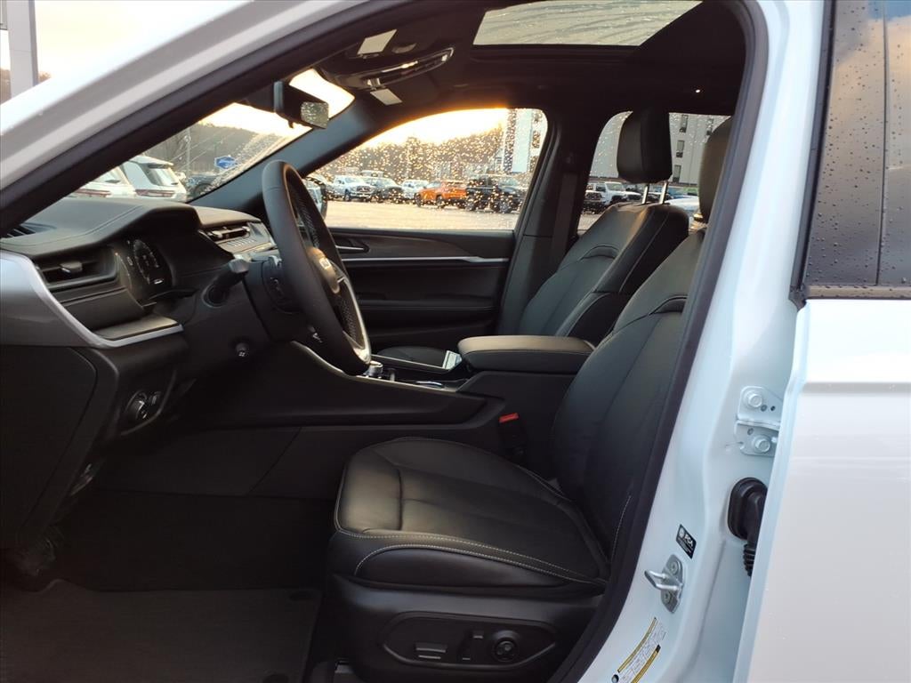 2026 Jeep Grand Cherokee GRAND CHEROKEE LIMITED RESERVE 4X4