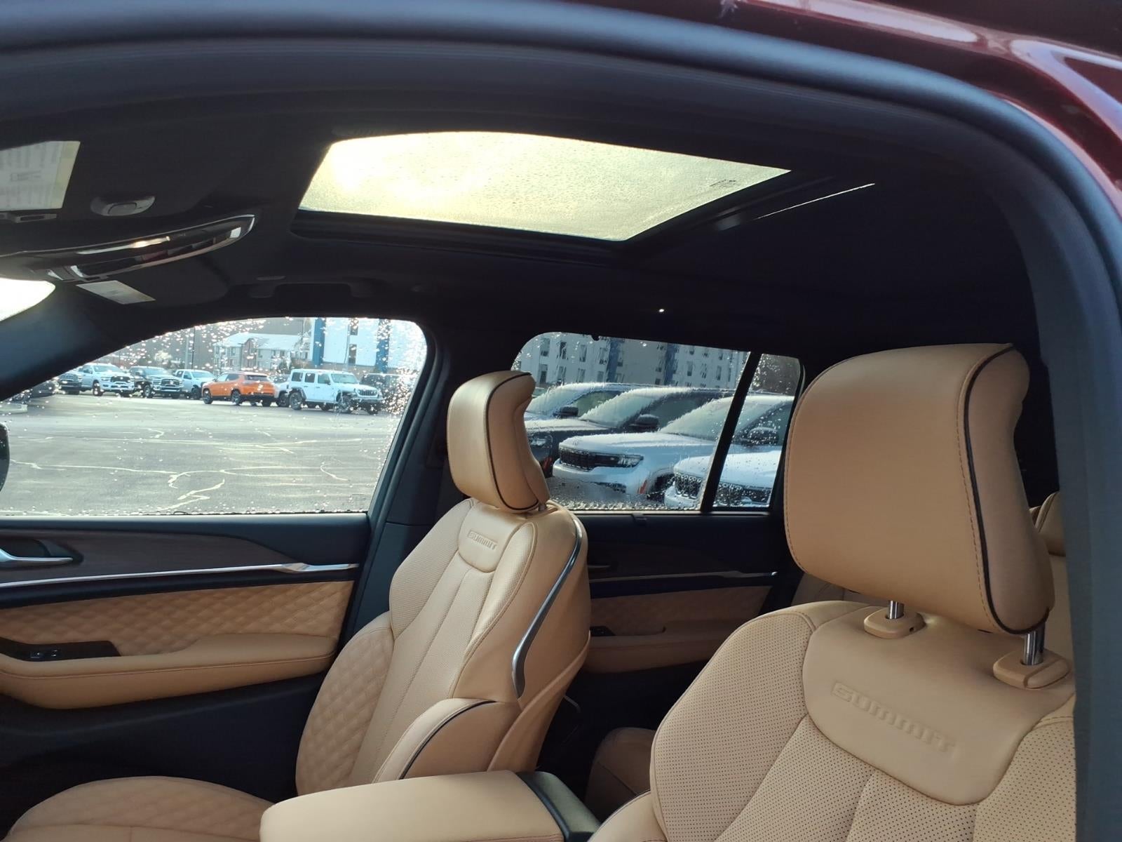 2025 Jeep Grand Cherokee GRAND CHEROKEE SUMMIT 4X4