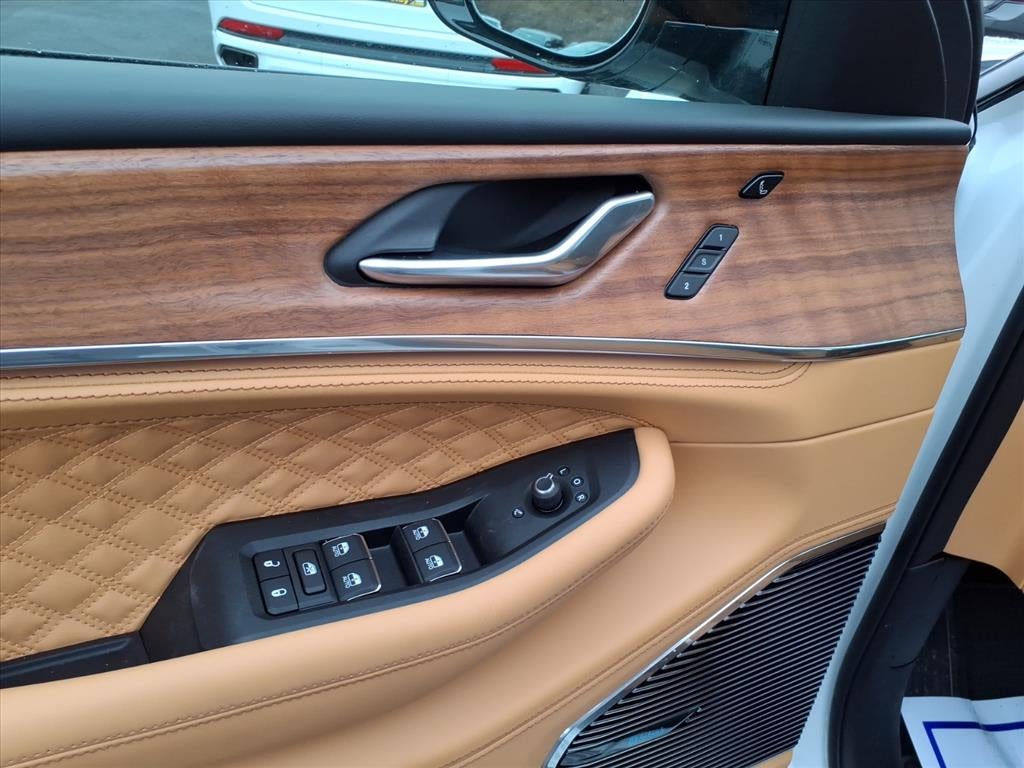 2026 Jeep Grand Cherokee GRAND CHEROKEE SUMMIT 4X4