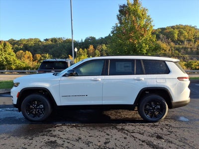 2025 Jeep Grand Cherokee GRAND CHEROKEE L ALTITUDE X 4X4
