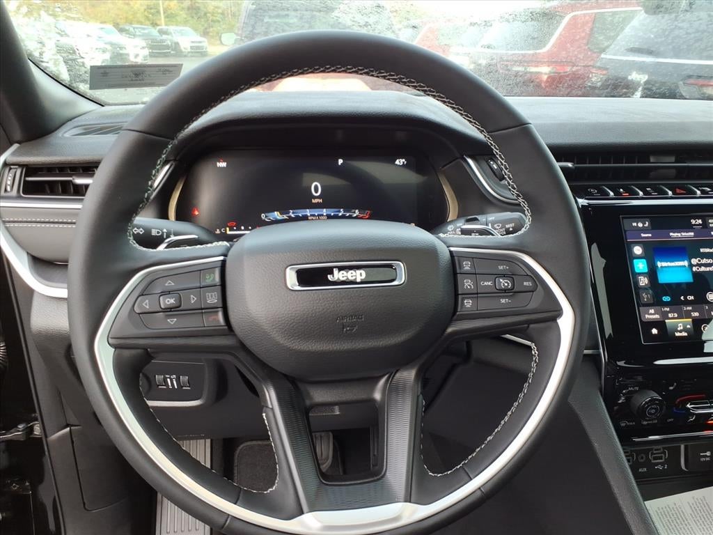 2025 Jeep Grand Cherokee GRAND CHEROKEE L ALTITUDE X 4X4