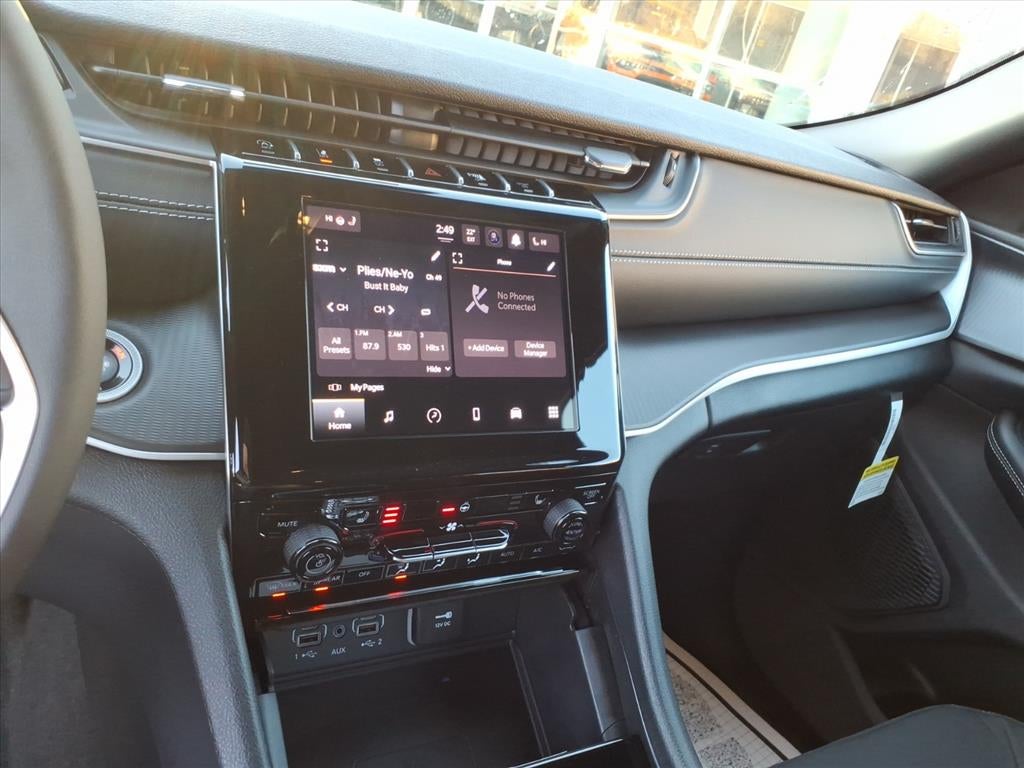 2026 Jeep Grand Cherokee GRAND CHEROKEE L LAREDO X 4X4