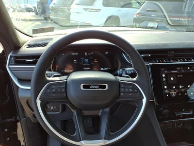 2025 Jeep Grand Cherokee GRAND CHEROKEE L LAREDO 4X4