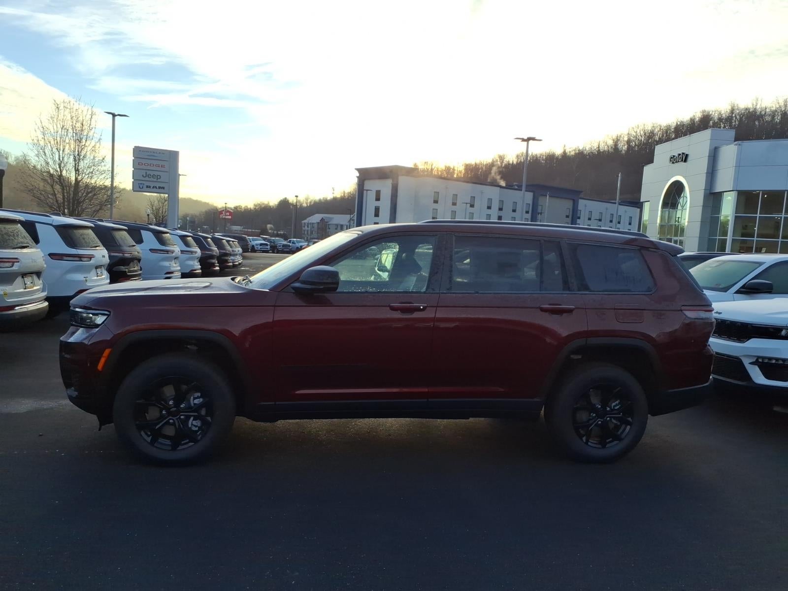 2025 Jeep Grand Cherokee GRAND CHEROKEE L ALTITUDE X 4X4