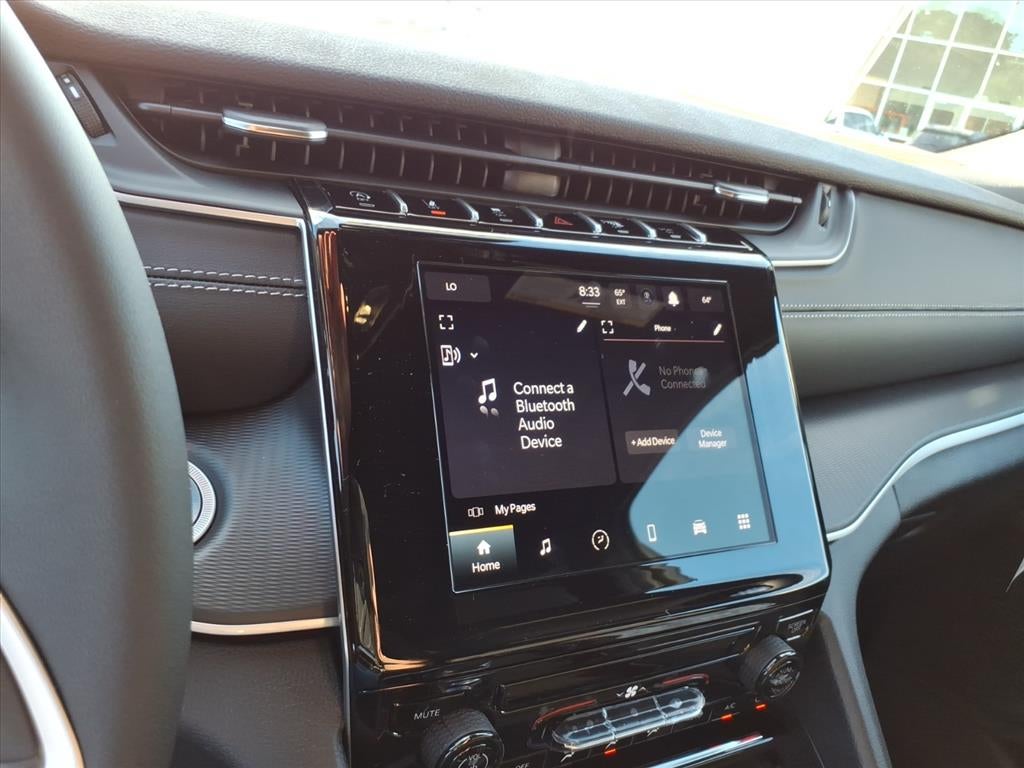 2025 Jeep Grand Cherokee GRAND CHEROKEE L LAREDO X 4X4