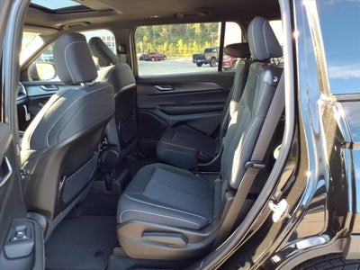 2025 Jeep Grand Cherokee GRAND CHEROKEE L LAREDO X 4X4