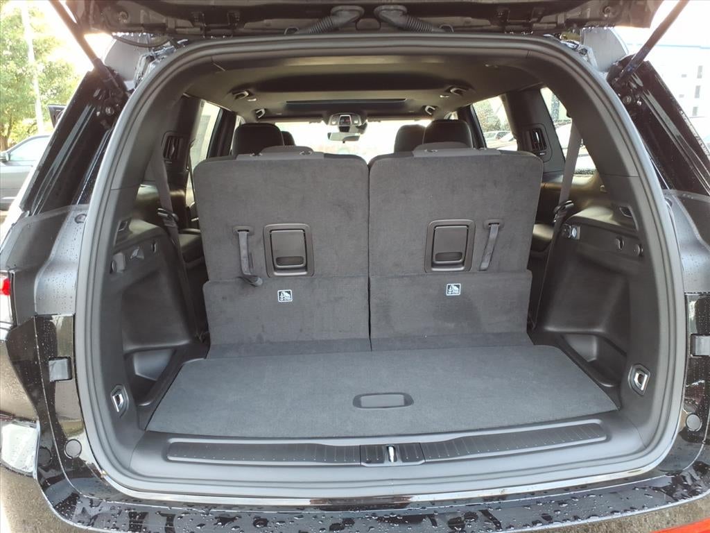 2025 Jeep Grand Cherokee GRAND CHEROKEE L LAREDO X 4X4