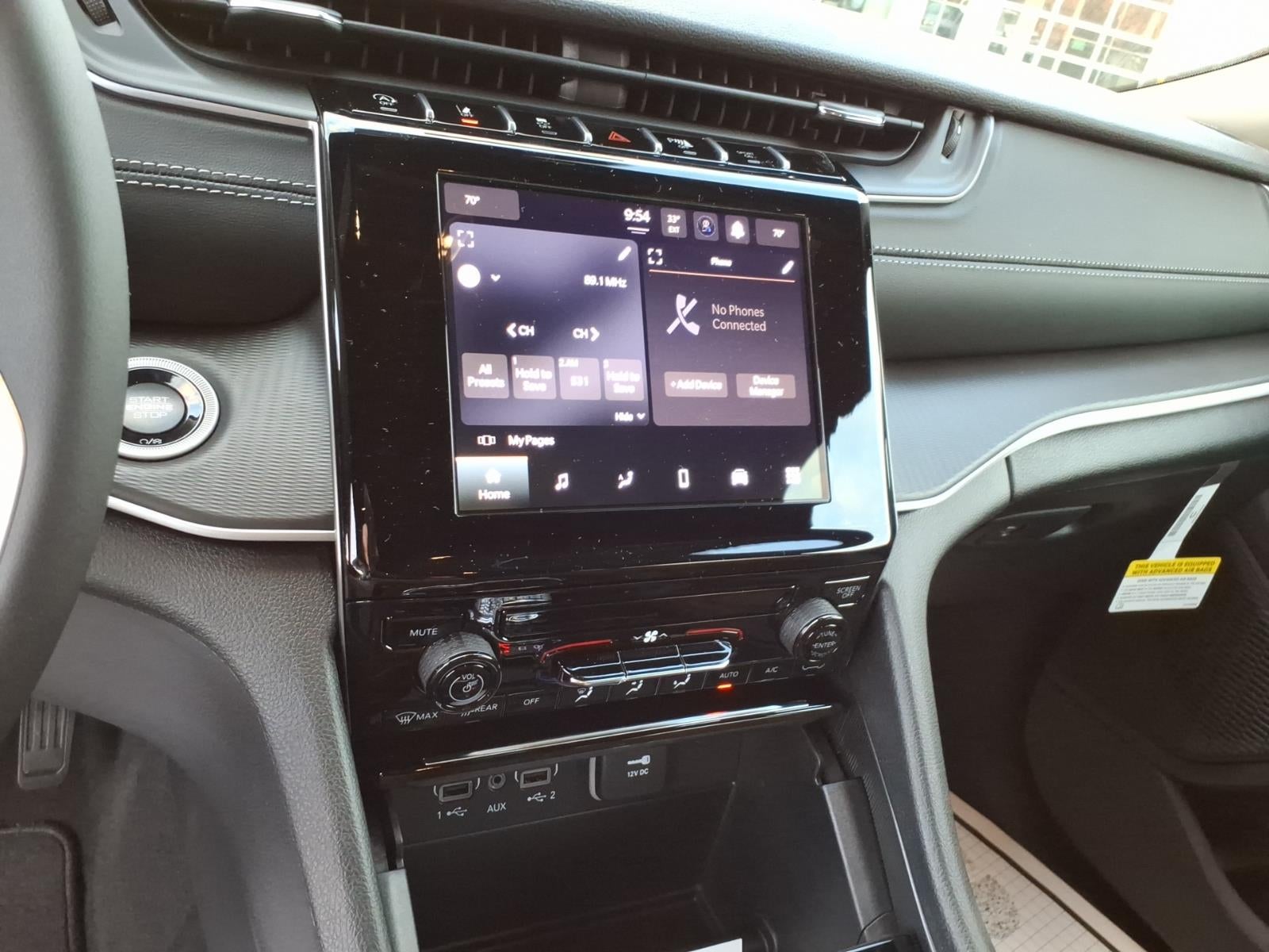 2025 Jeep Grand Cherokee GRAND CHEROKEE L LAREDO 4X4