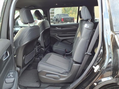 2025 Jeep Grand Cherokee GRAND CHEROKEE L LAREDO 4X4