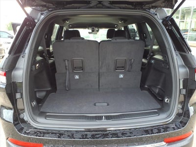 2025 Jeep Grand Cherokee GRAND CHEROKEE L LAREDO 4X4