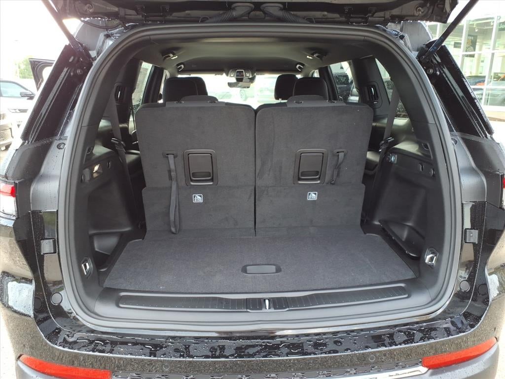 2025 Jeep Grand Cherokee GRAND CHEROKEE L LAREDO 4X4