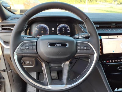 2027 Jeep Grand Cherokee GRAND CHEROKEE L LAREDO ALTITUDE 4X4