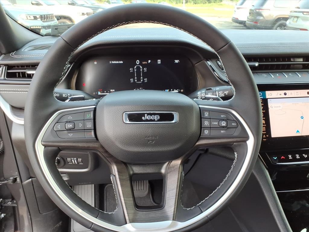 2026 Jeep Grand Cherokee GRAND CHEROKEE L LAREDO ALTITUDE 4X4
