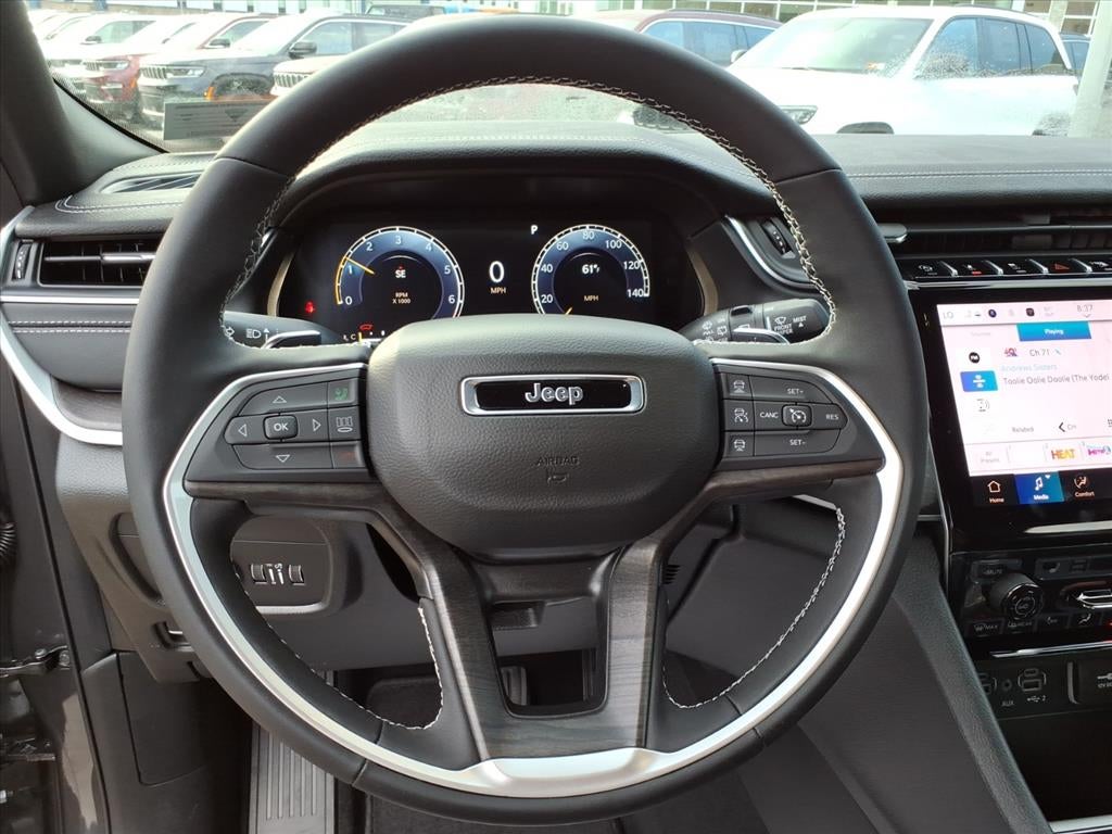 2025 Jeep Grand Cherokee GRAND CHEROKEE L LIMITED 4X4