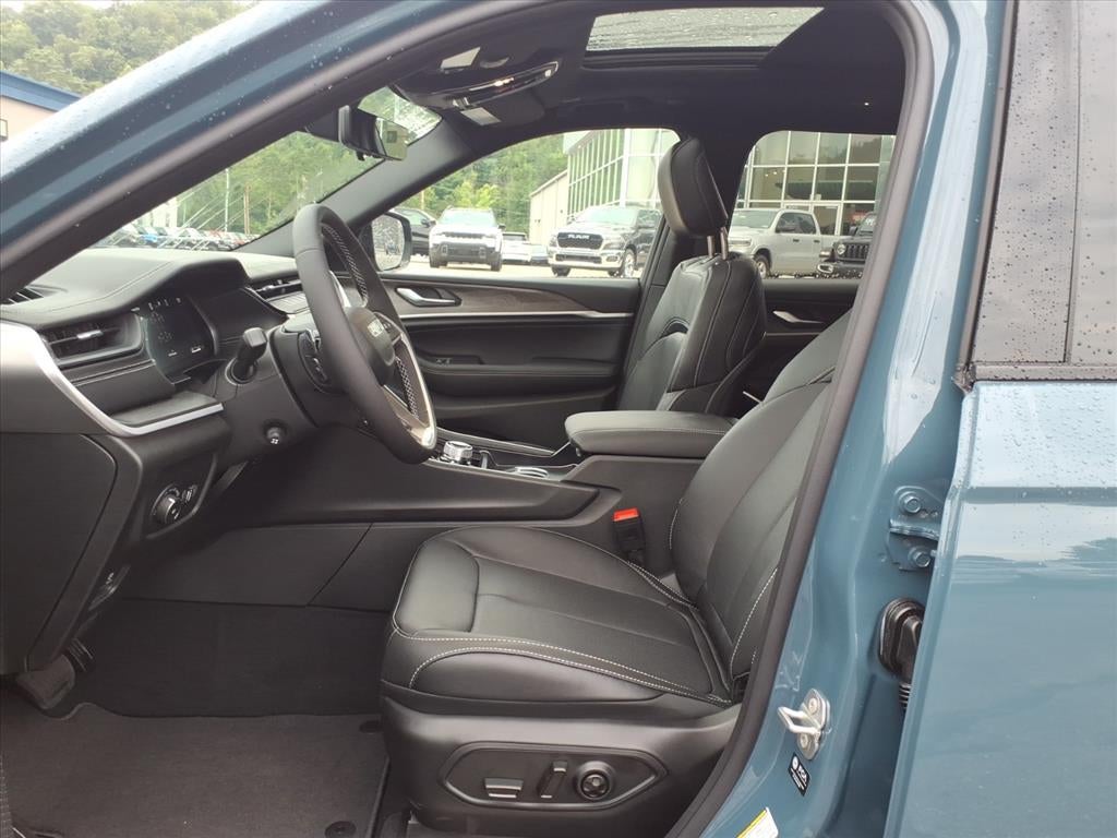 2026 Jeep Grand Cherokee GRAND CHEROKEE L LIMITED RESERVE 4X4