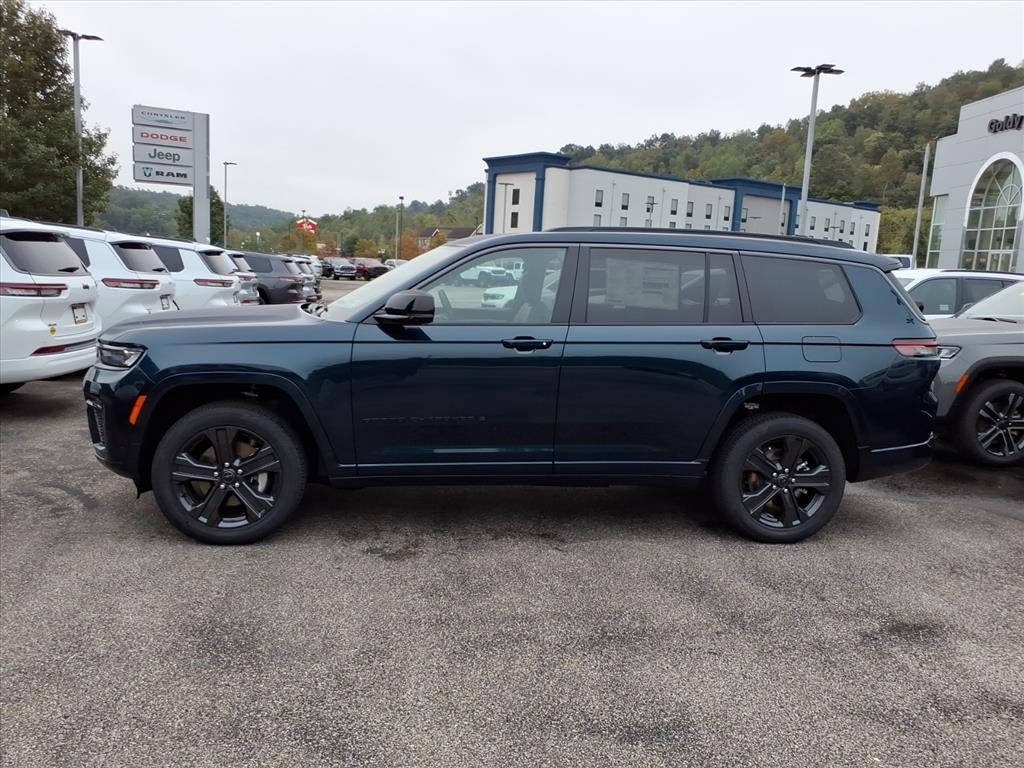 2027 Jeep Grand Cherokee Limited Reserve