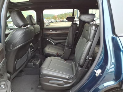 2027 Jeep Grand Cherokee Limited Reserve