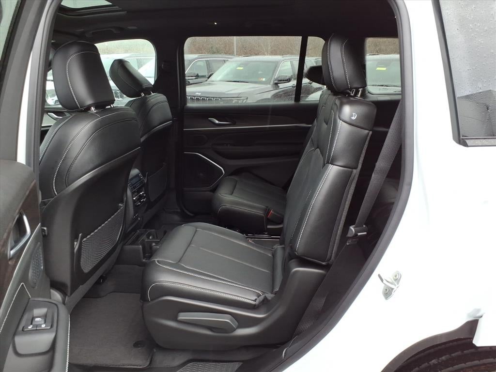 2026 Jeep Grand Cherokee GRAND CHEROKEE L LIMITED RESERVE 4X4