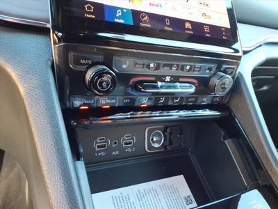 2025 Jeep Grand Cherokee GRAND CHEROKEE L SUMMIT 4X4