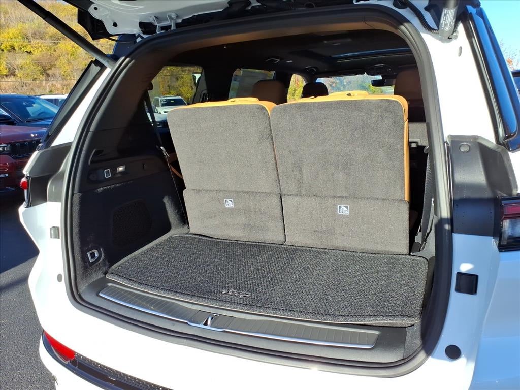 2025 Jeep Grand Cherokee GRAND CHEROKEE L SUMMIT 4X4