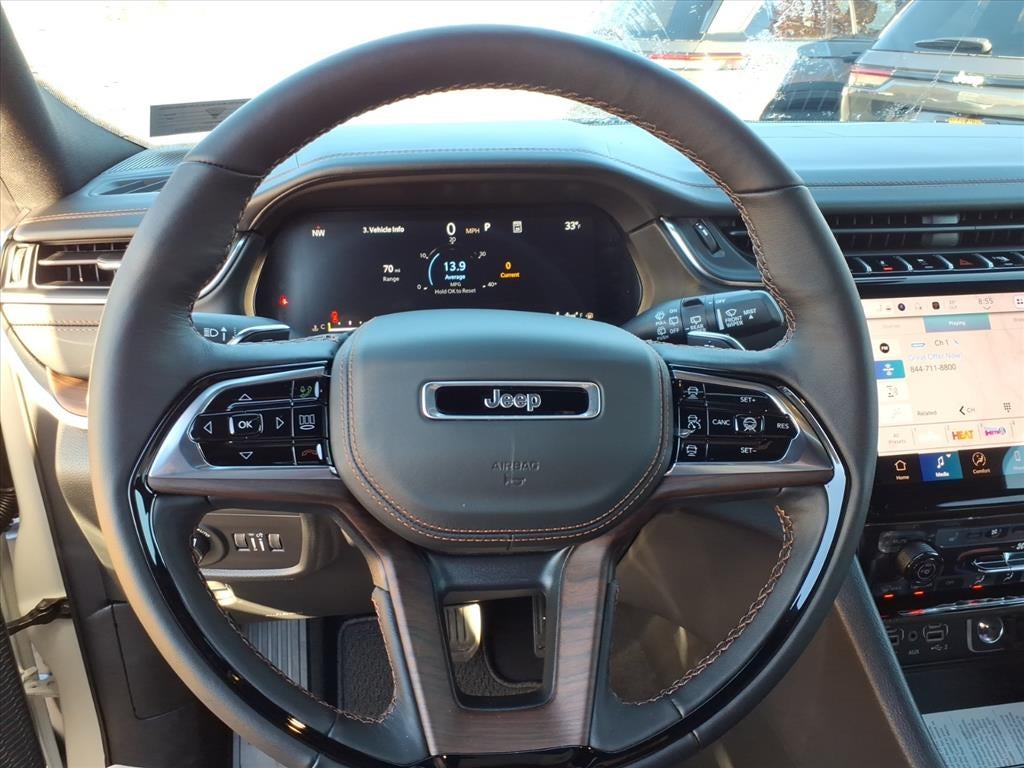 2025 Jeep Grand Cherokee GRAND CHEROKEE L SUMMIT 4X4