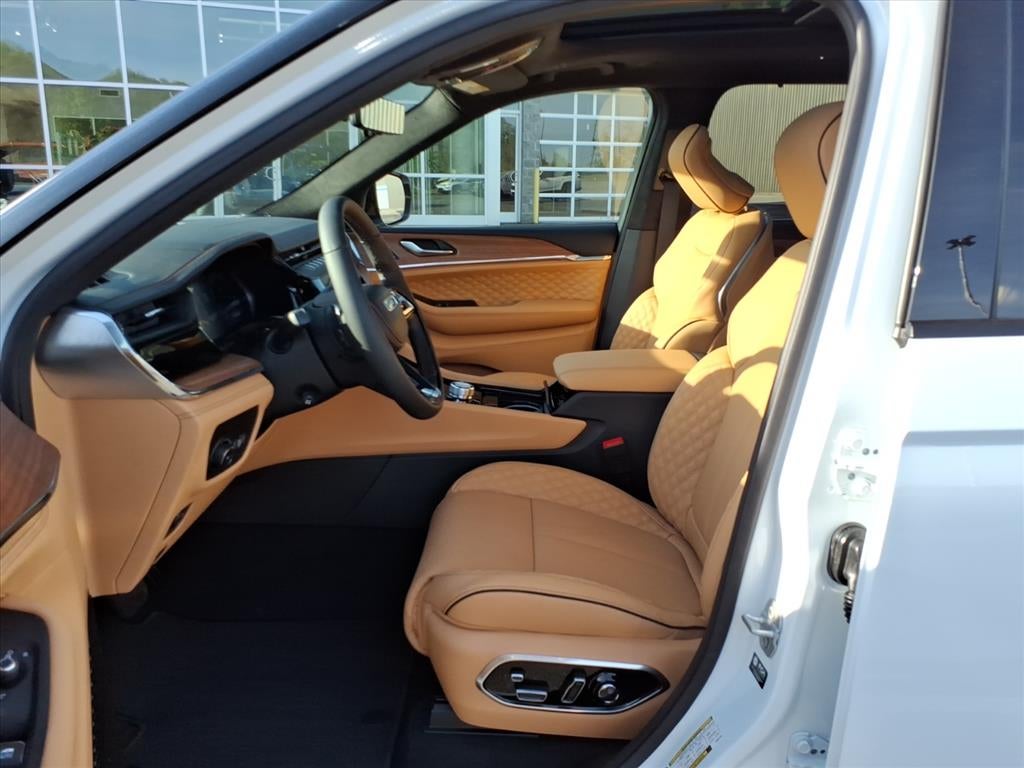 2026 Jeep Grand Cherokee GRAND CHEROKEE L SUMMIT 4X4