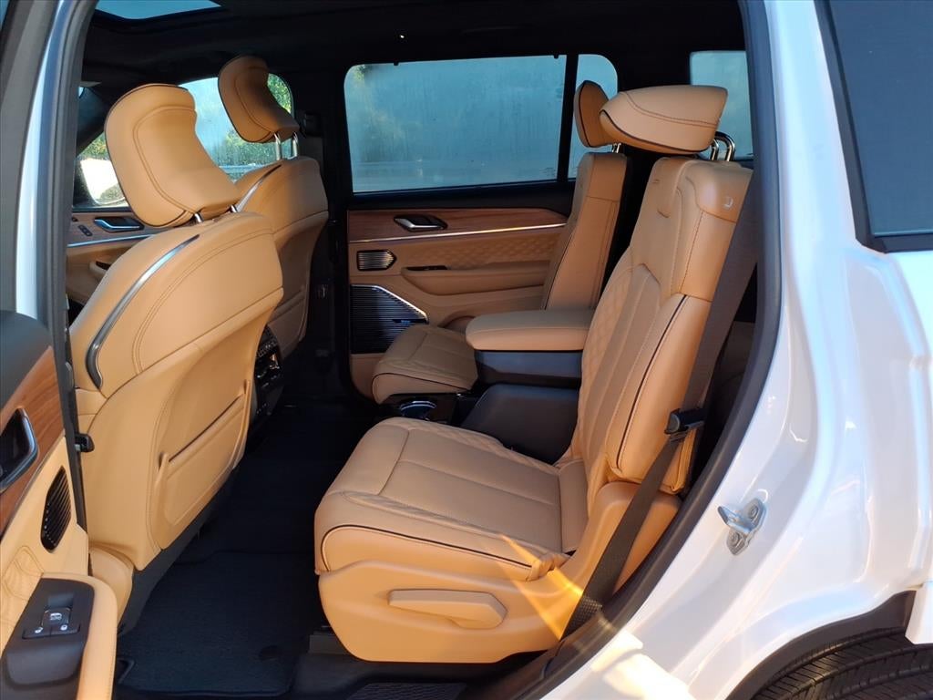 2027 Jeep Grand Cherokee GRAND CHEROKEE L SUMMIT 4X4