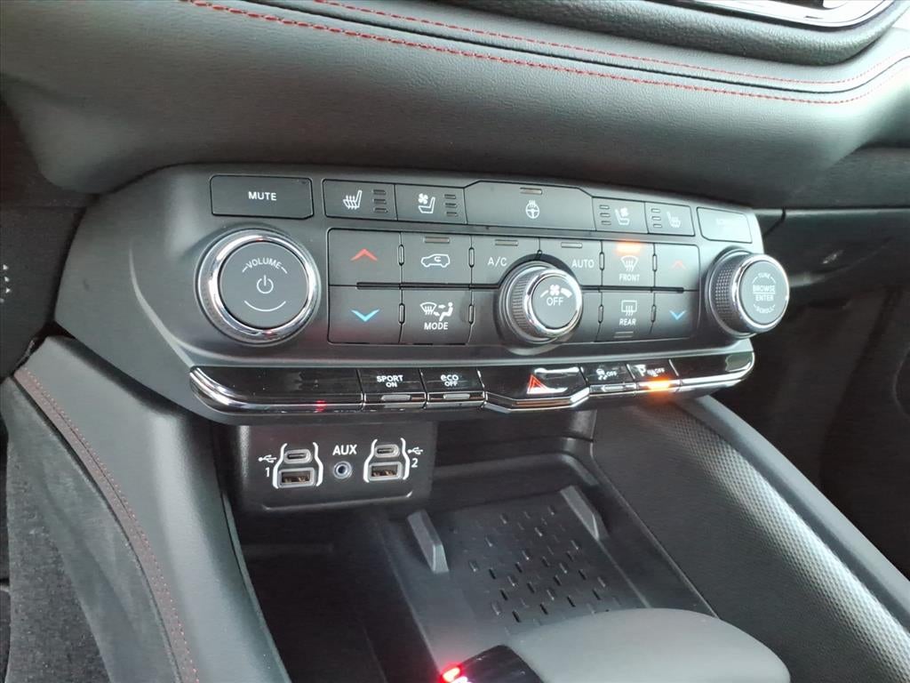 2027 Dodge Durango DURANGO GT HEMI V8 PLUS AWD