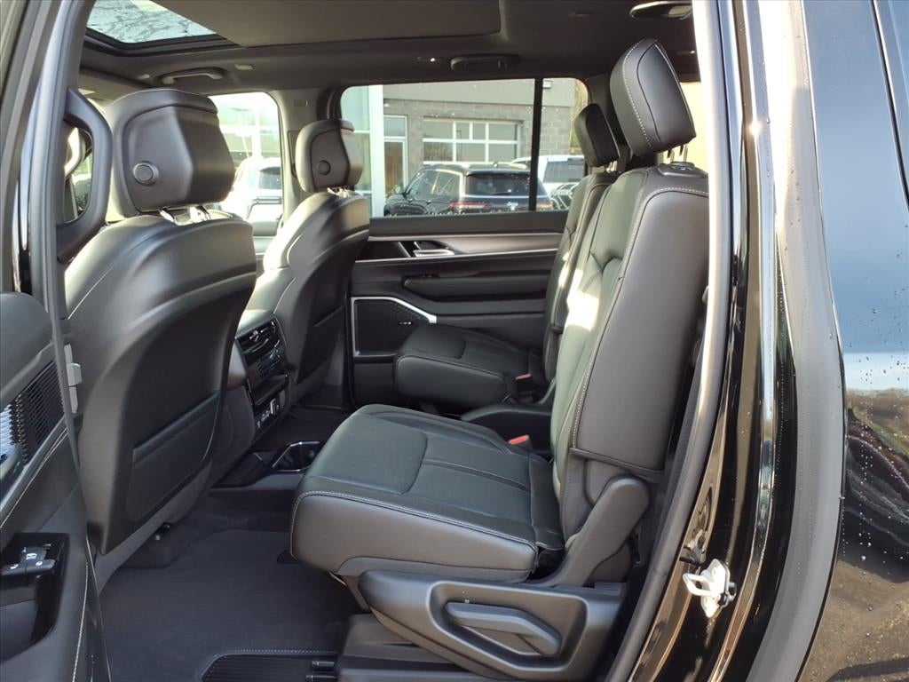 2026 Jeep Grand Wagoneer GRAND WAGONEER L 4X4