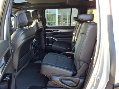 2026 Jeep Grand Wagoneer GRAND WAGONEER LIMITED ALTITUDE 4X4