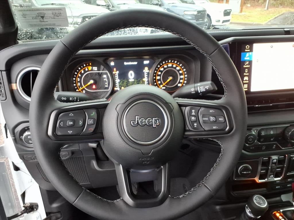 2026 Jeep Gladiator GLADIATOR SAHARA 4X4