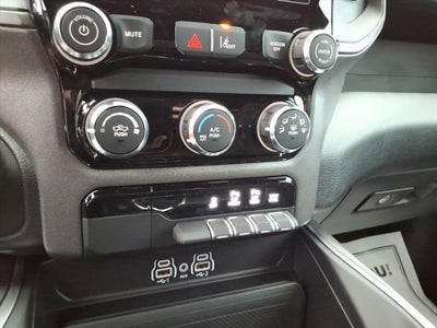 2027 RAM Ram 1500 RAM 1500 EXPRESS CREW CAB 4X4 5'7' BOX