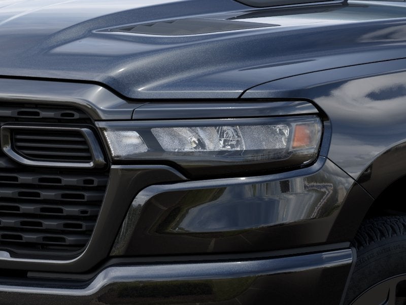 2027 RAM Ram 1500 RAM 1500 EXPRESS CREW CAB 4X4 5'7' BOX