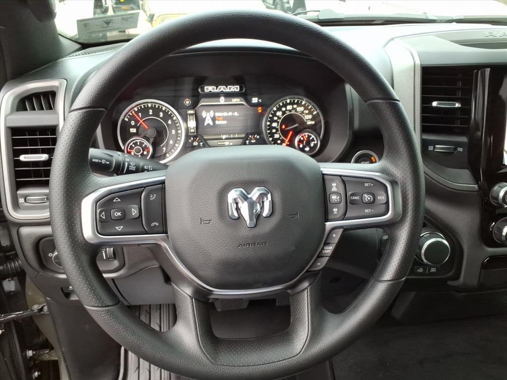 2027 RAM Ram 1500 RAM 1500 WARLOCK CREW CAB 4X4 5'7' BOX