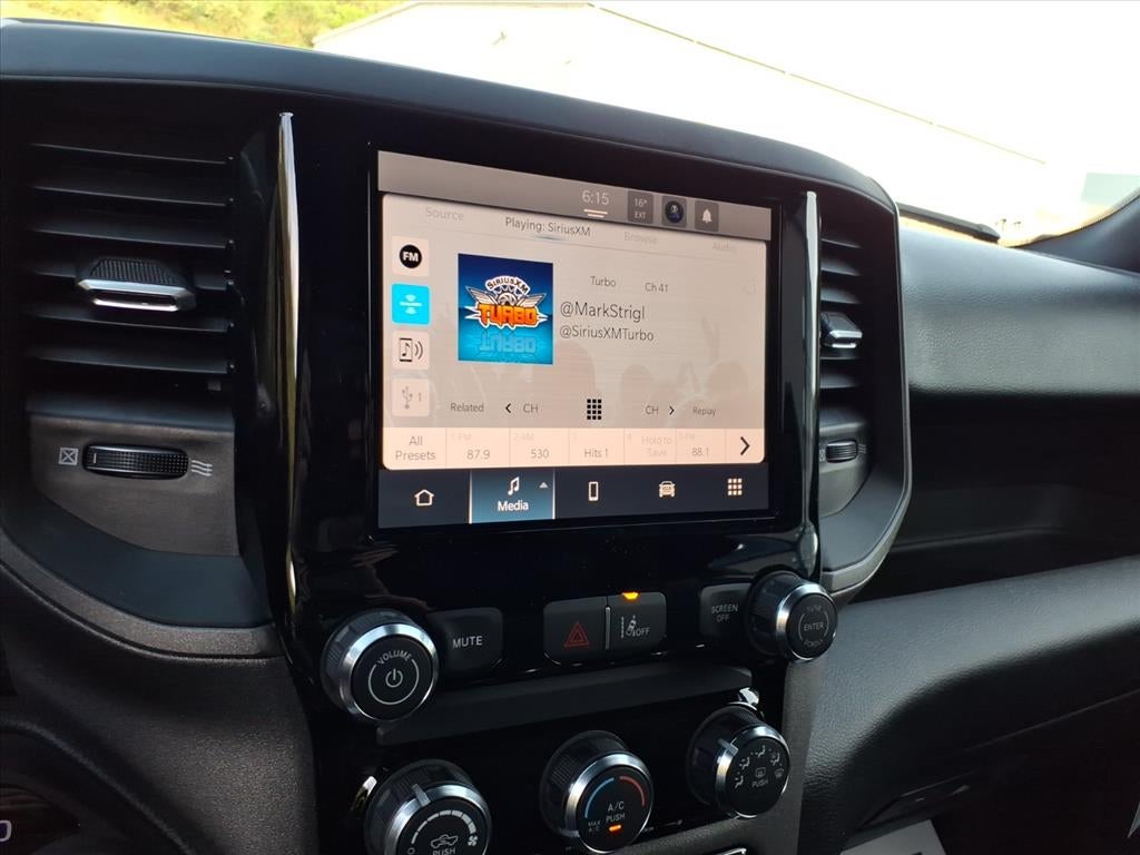 2026 RAM Ram 1500 RAM 1500 WARLOCK CREW CAB 4X4 5'7' BOX