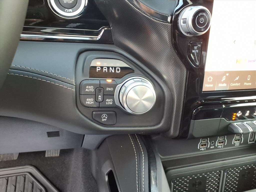 2026 RAM Ram 1500 RAM 1500 LIMITED CREW CAB 4X4 5'7' BOX