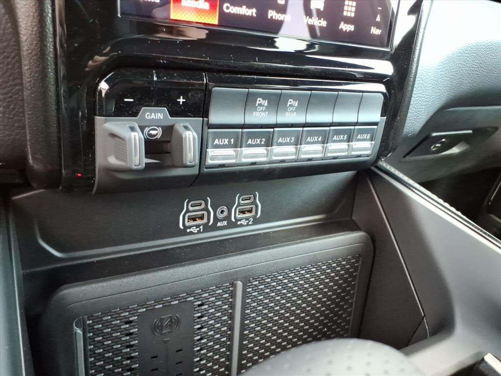 2027 RAM Ram 1500 RAM 1500 RHO CREW CAB 4X4 5'7' BOX