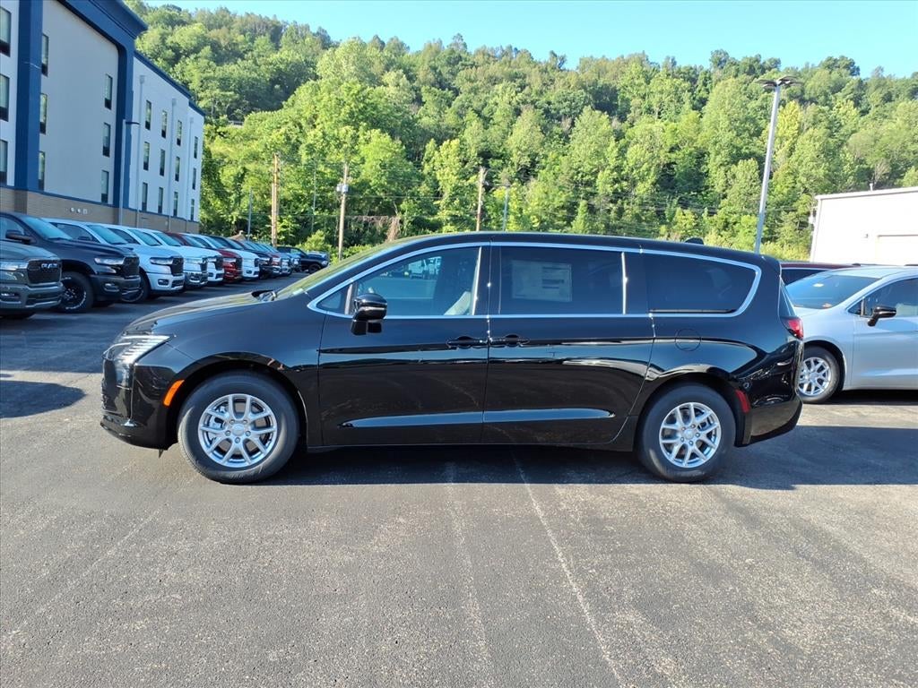 2027 Chrysler Pacifica PACIFICA SELECT